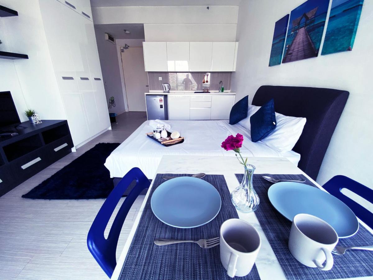 Lily & Loft - The Grand Sofo, Petaling Jaya Apartamento Exterior foto