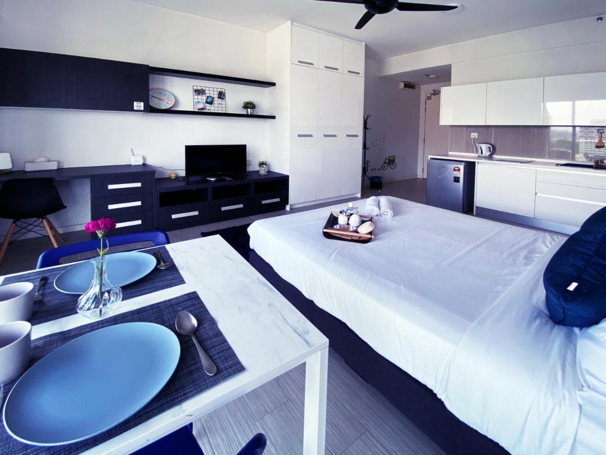 Lily & Loft - The Grand Sofo, Petaling Jaya Apartamento Exterior foto