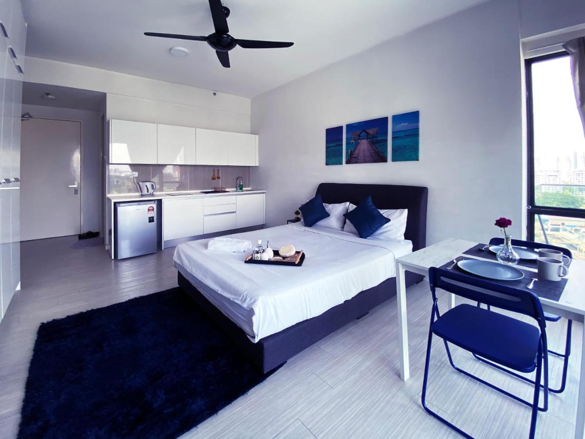 Lily & Loft - The Grand Sofo, Petaling Jaya Apartamento Exterior foto