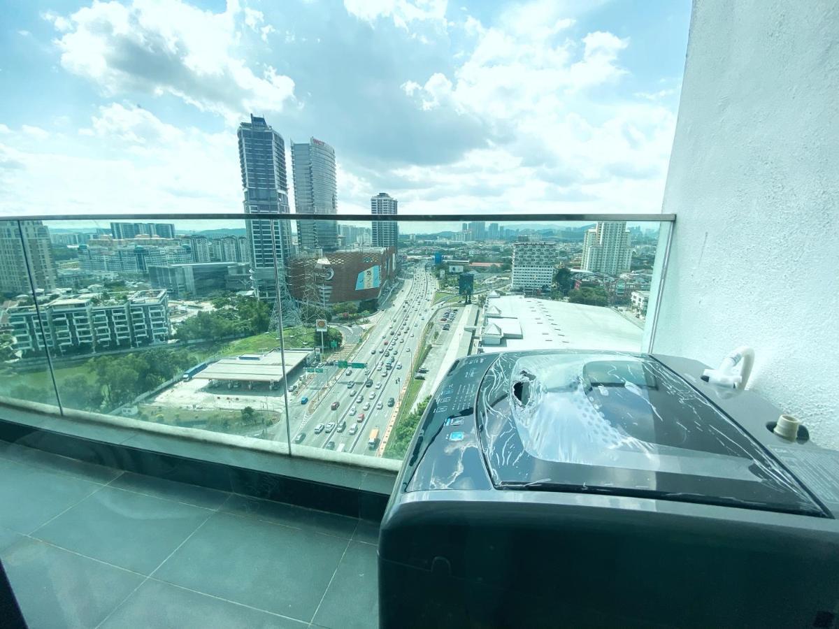 Lily & Loft - The Grand Sofo, Petaling Jaya Apartamento Exterior foto