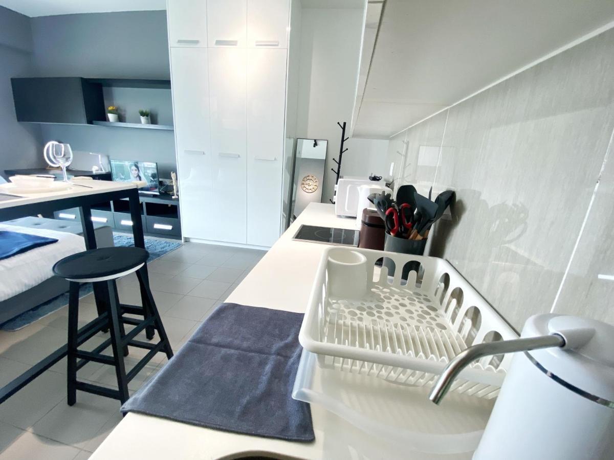 Lily & Loft - The Grand Sofo, Petaling Jaya Apartamento Exterior foto