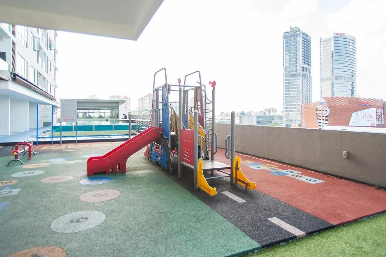 Lily & Loft - The Grand Sofo, Petaling Jaya Apartamento Exterior foto