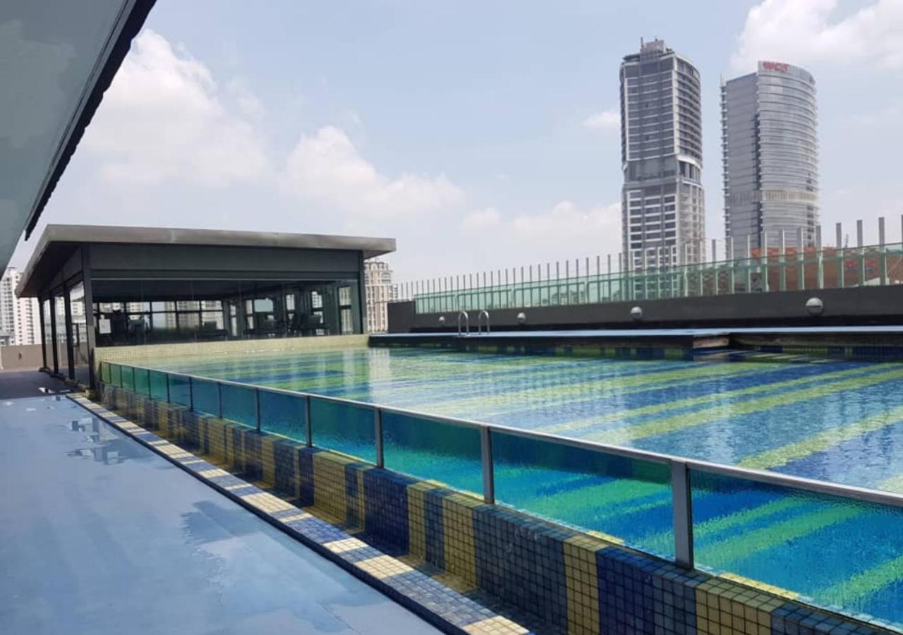 Lily & Loft - The Grand Sofo, Petaling Jaya Apartamento Exterior foto